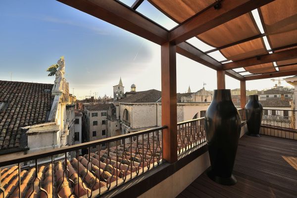 Hotel-Al-Theatro-Palace-Terrasse