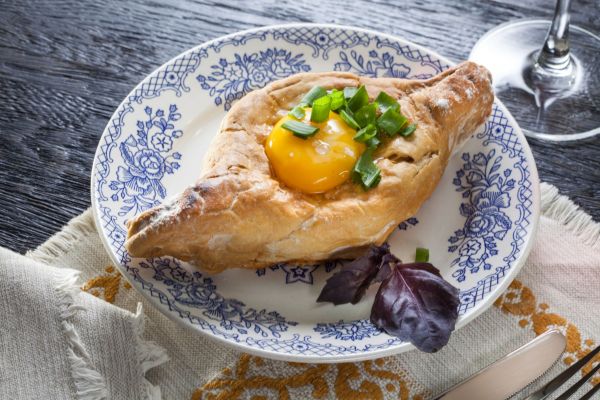 Khachapuri