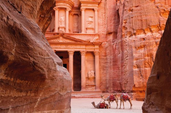 Petra-Siq-und-Khazne-al-Firaun