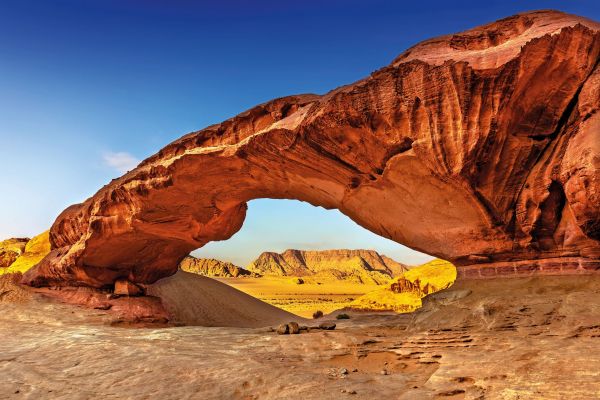 Wadi-Rum-Rock-Arch