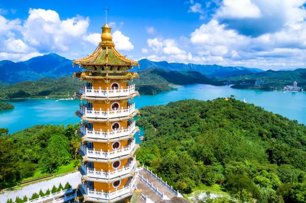 Taiwan-Sonne-Mond-See