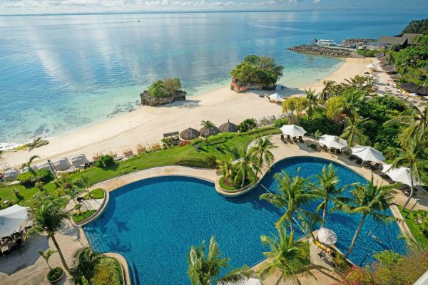 Philippinen-Shangri-La-Mactan-Ocean-Wing-Pool