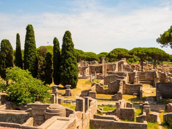 Rom-Ausgrabungsstätte-Ostia-Antica-