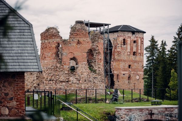 Ruinen-des-Vastseliina-Episcopal-Schlosses
