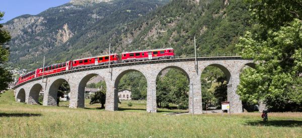Bernina-Express-Brusio-Viadukt