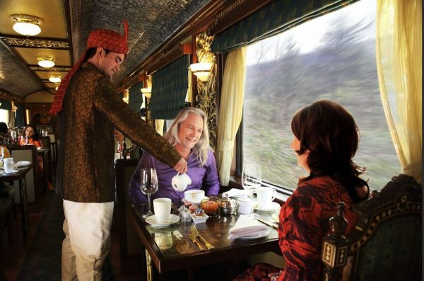 Maharajas_Express_Restaurant