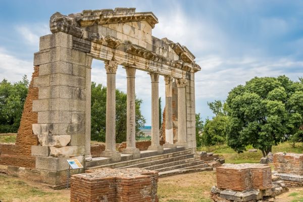 Albanien-Ruinen-des-antiken-Apollonia