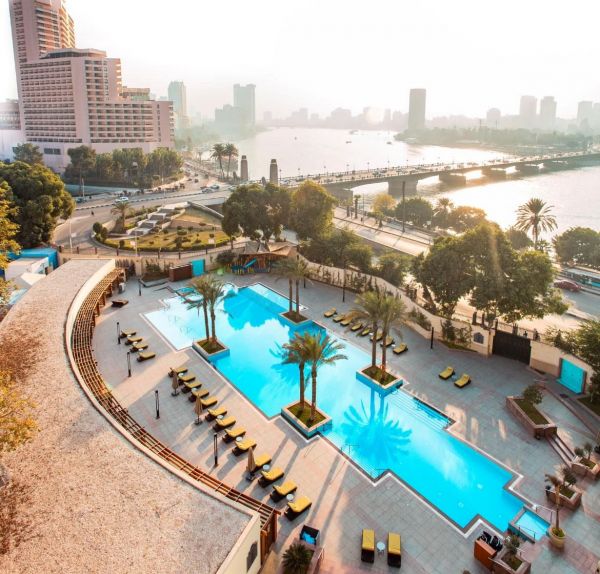The-Nile-Ritz-Carlton-Pool©The-Nile-Ritz-Carlton