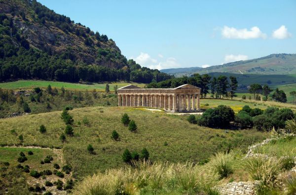 Segesta©shutterstock