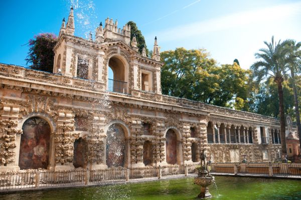 Real-Alcazar©shutterstock
