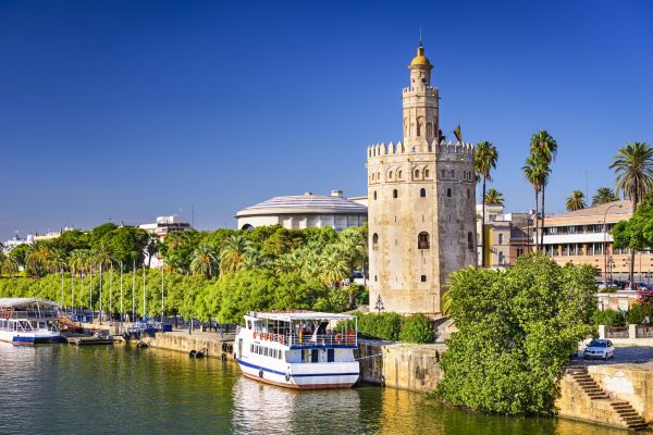 Torre-del-Oro©shutterstock