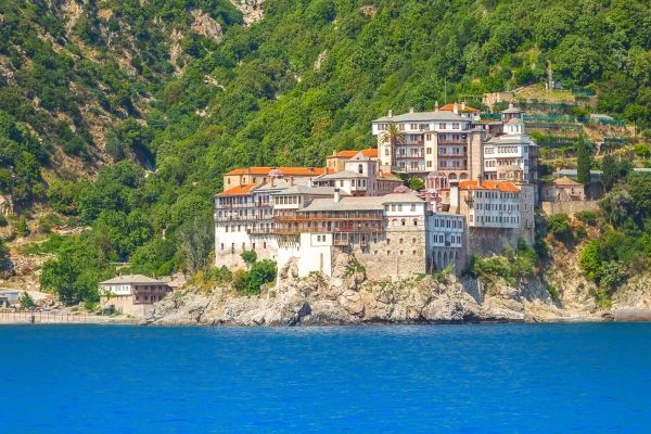 Chalkidiki-Athos-Kloster-Agia-Grigoriou-Orthodox©shutterstock