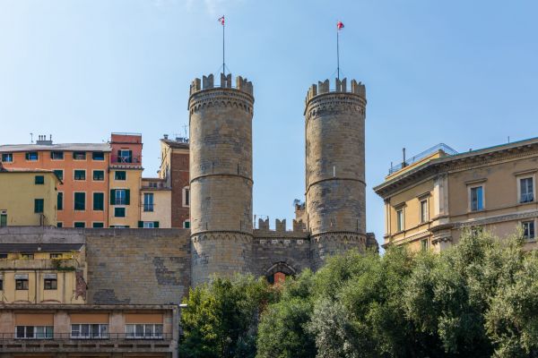 Stadttor-Porta-Soprana©shutterstock