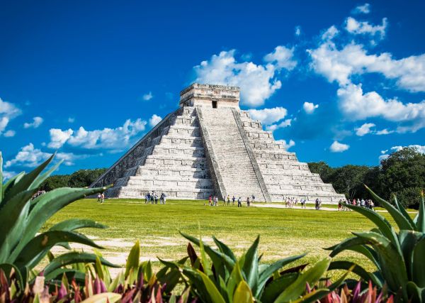 Mexiko-Chichen_Itza-shutterstock