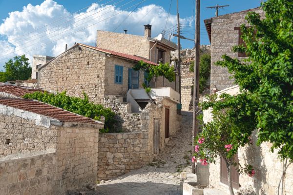 Dorf-Vouni©shutterstock