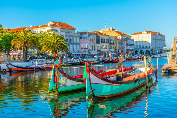 Aveiro-Moliceiro-shutterstock