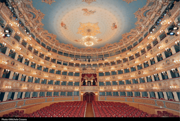 Teatro-La-Fenice-Saal©Michele-Crosera