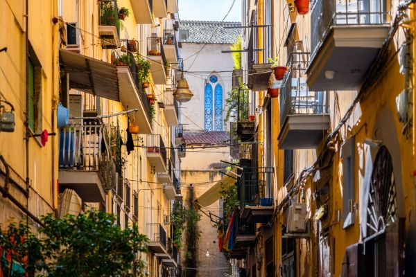 Neapel_Altstadt©shutterstock