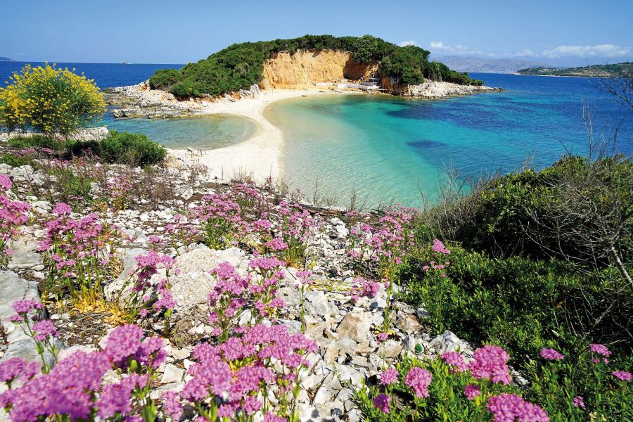 Ksamil_©shutterstock